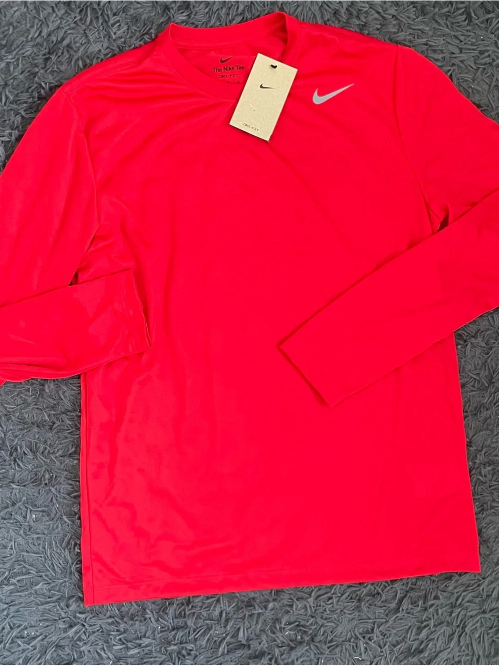 Men Size Medium Nike Dri-Fit Long Sleeve Workout T-Shirt Red